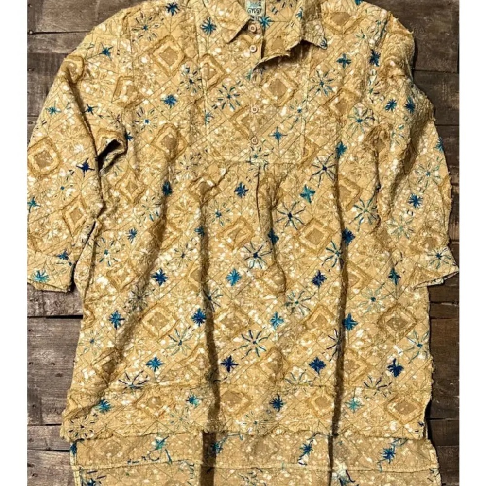 Jaded Gypsy Stars Align Tunic.